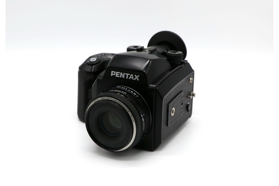 Pentax 645N + Pentax-FA SMC 645 2.8/75mm