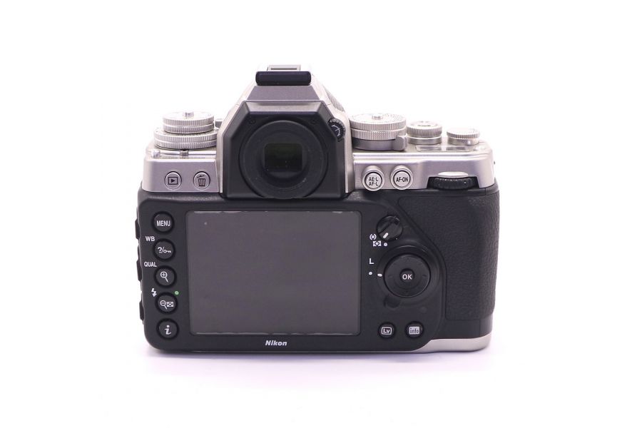 Nikon Df body в упаковке (пробег 3350 кадров)