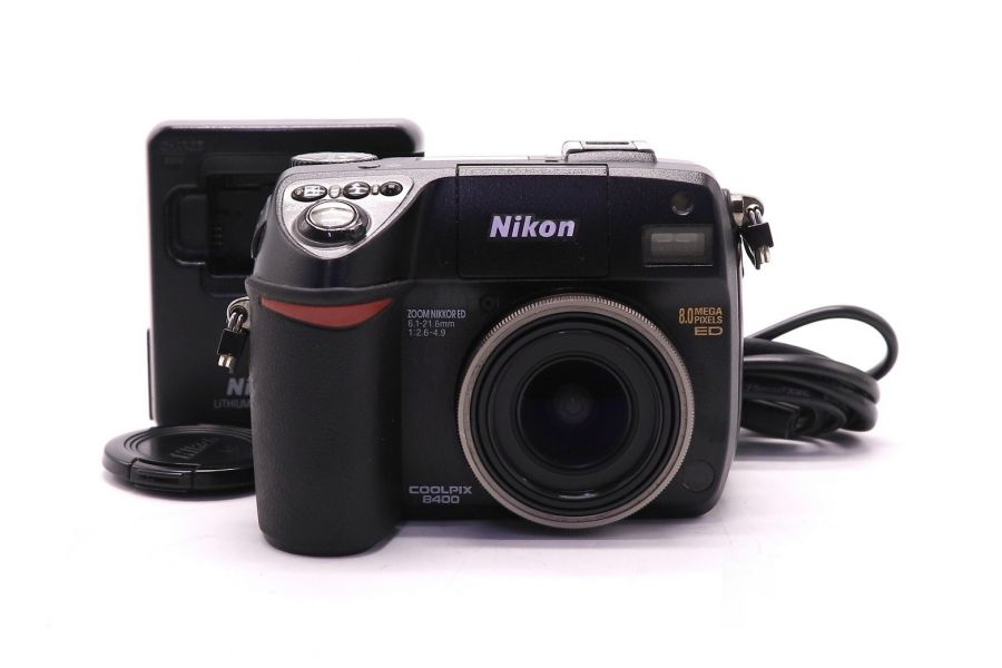 Nikon Coolpix E8400 компактная цифровая фотокамера