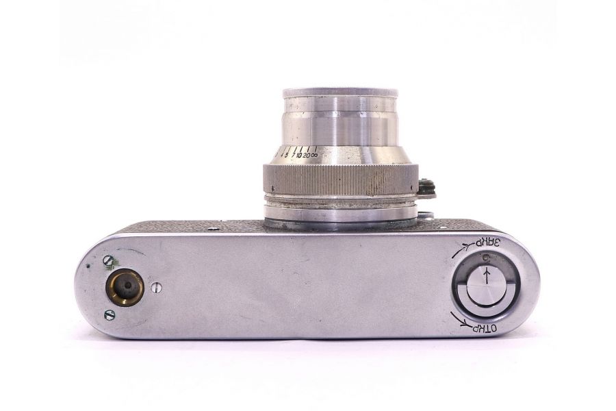 Зоркий 1-го выпуска ригельный (КМЗ)