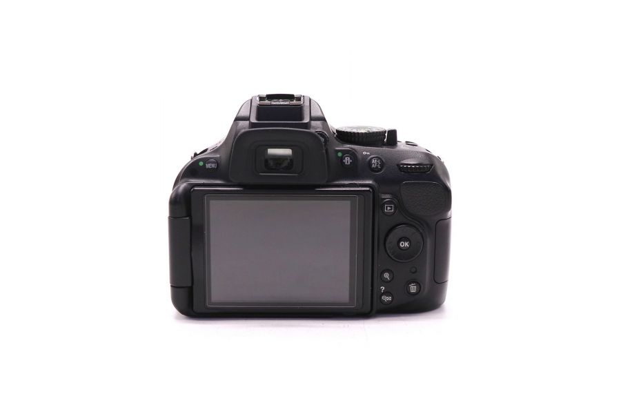 Nikon D5200 kit в упаковке (пробег 4575 кадров)