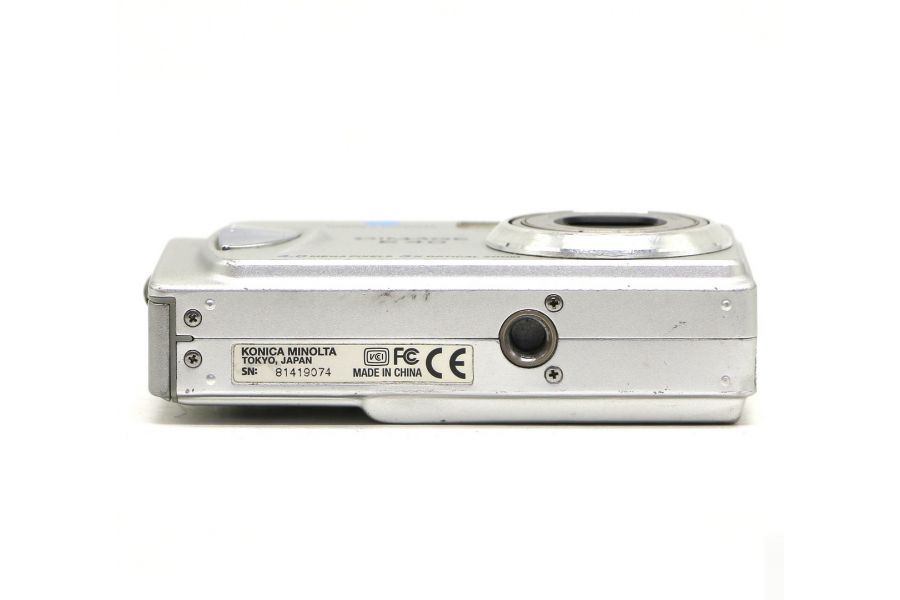 Konica Minolta DiMAGE E40