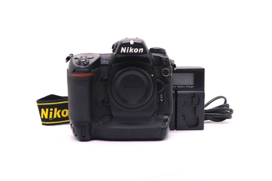 Nikon D2H body (пробег 60140 кадров)