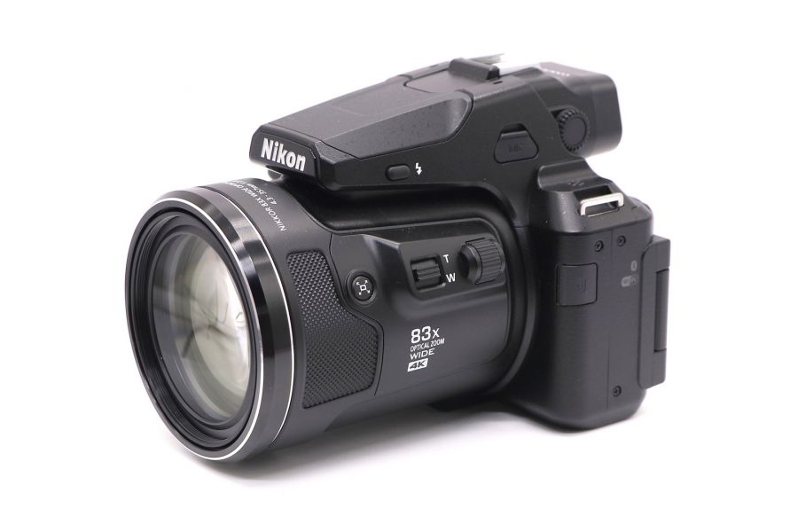 Nikon Coolpix P950 в упаковке