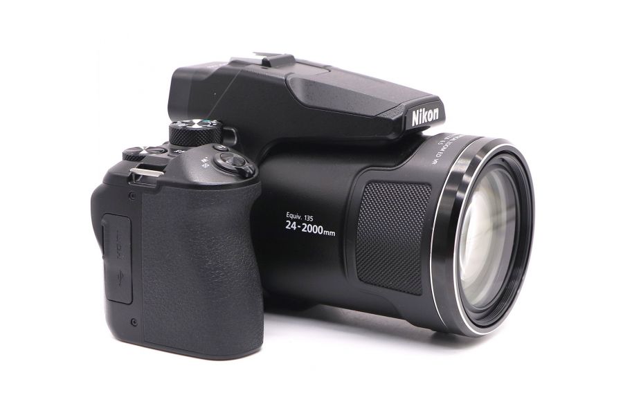 Nikon Coolpix P950 в упаковке