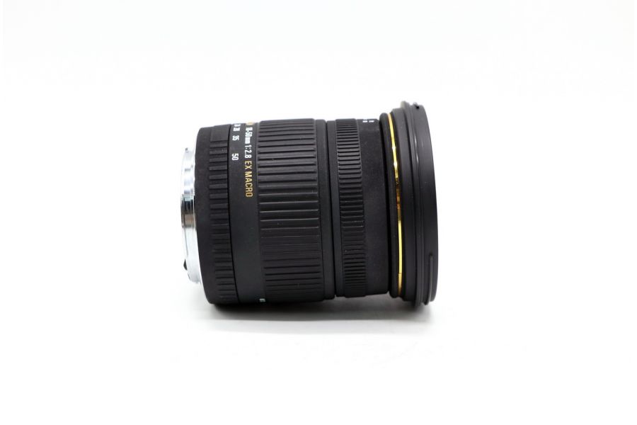 Sigma AF 18-50mm F2.8 EX DC Macro for Canon