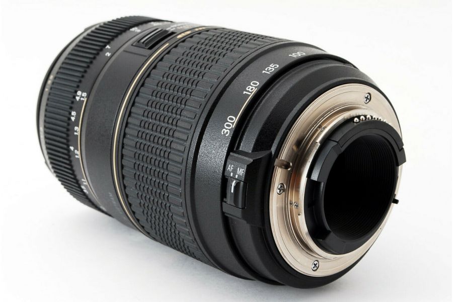 Tamron AF 70-300mm f/4-5.6 Di LD MACRO 1:2 (A17) Nikon F в упаковке