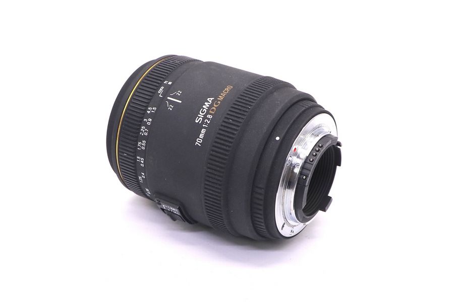 Sigma AF 70mm f/2.8 Macro EX DG Nikon F в упаковке 