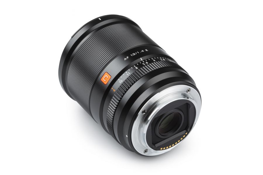 Объектив Viltrox AF 13mm f/1.4 E для Sony E