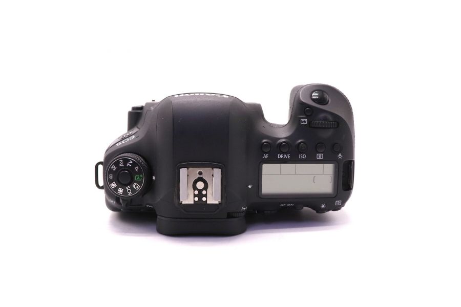 Canon EOS 6D Mark II body в упаковке (пробег 222000 кадров)