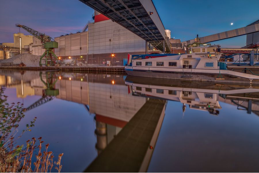 Samyang 14mm T3.1 ED AS IF UMC II