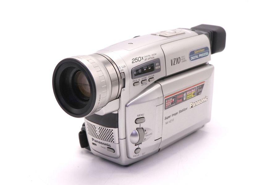 Видеокамера Panasonic NV-VZ10 аналоговая