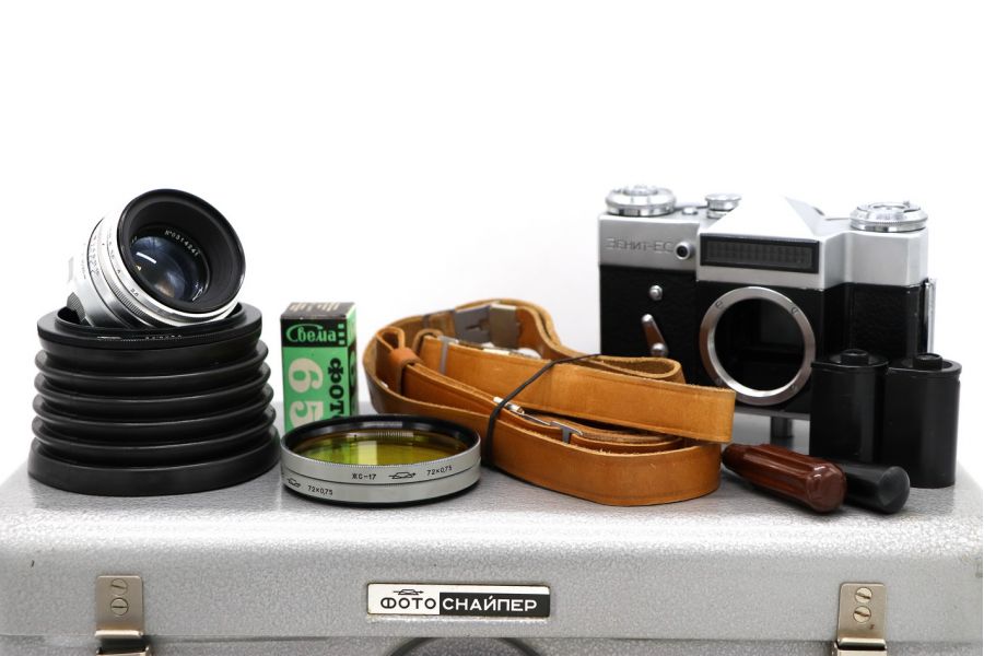 Редкость Фотоснайпер Зенит ЕС бежевый (СССР, 1966)