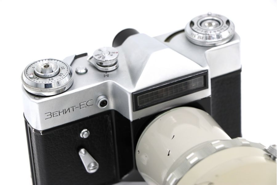 Редкость Фотоснайпер Зенит ЕС бежевый (СССР, 1966)