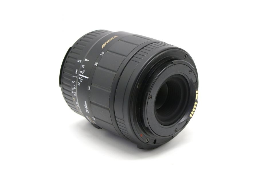 Sigma AF Zoom 28-80mm f/3.5-5.6 Macro Aspherical for Canon (Japan, 1996)