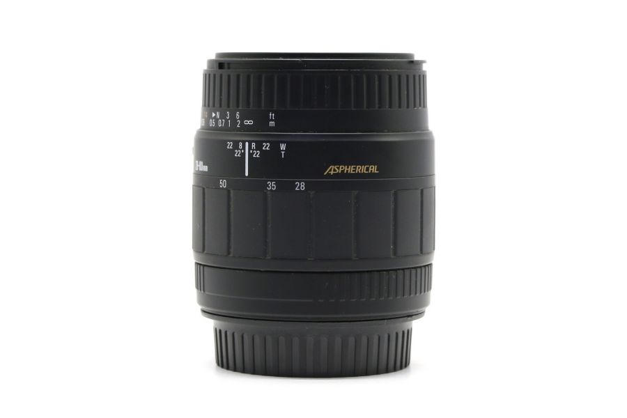Sigma AF Zoom 28-80mm f/3.5-5.6 Macro Aspherical for Canon (Japan, 1996)