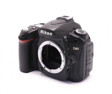 Nikon D90 body (пробег 14735 кадров)