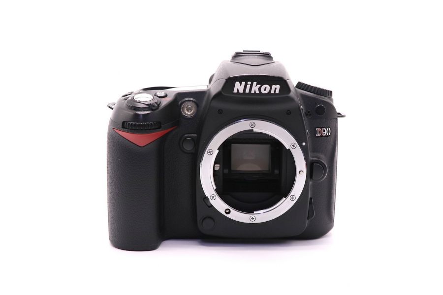 Nikon D90 body (пробег 14735 кадров)