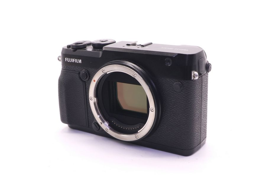 Fujifilm GFX 50R body (пробег 200 кадров)