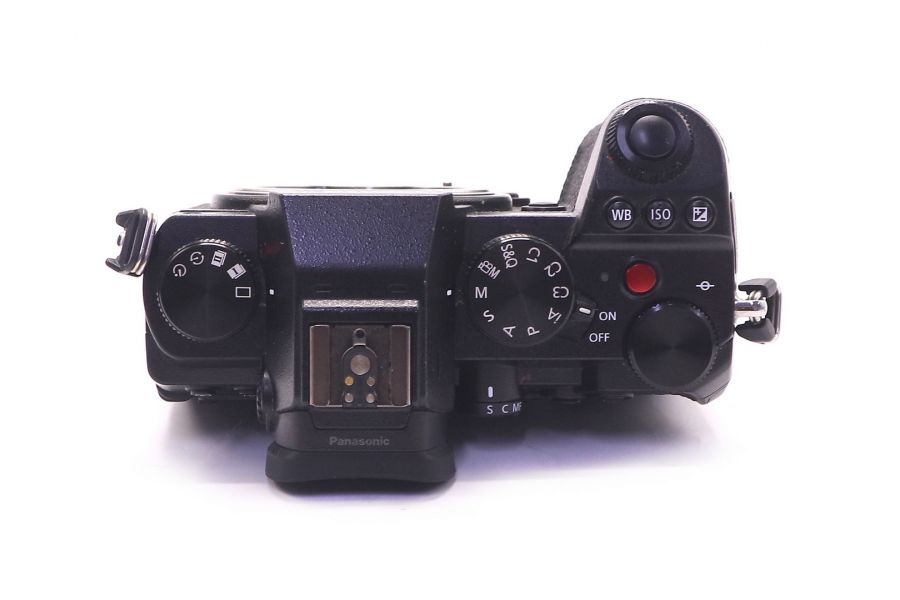 Panasonic Lumix DC-S5 body в упаковке (пробег 3830 кадров)