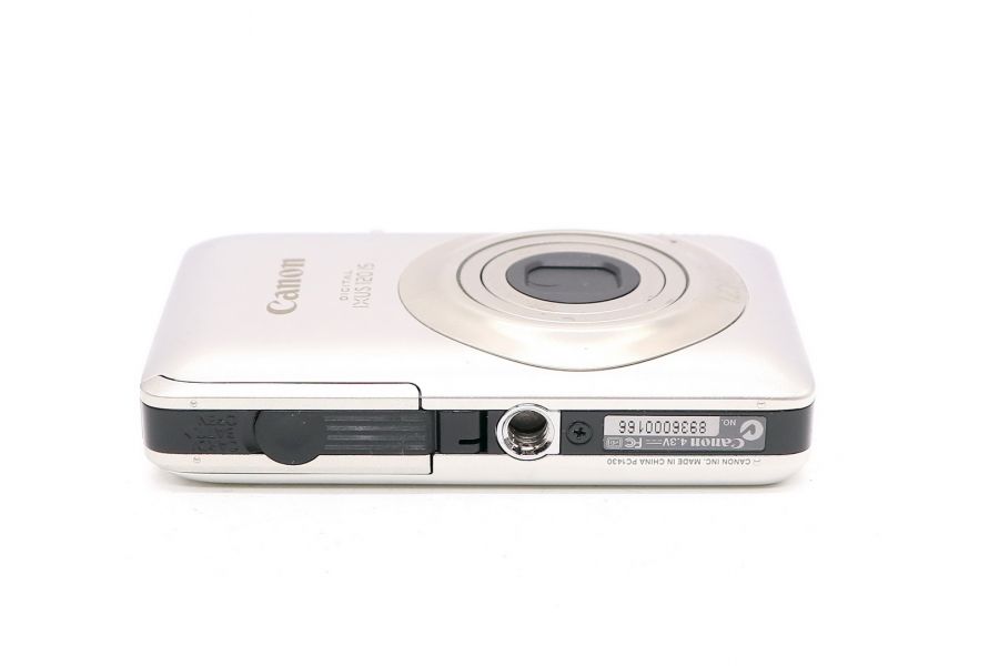 Canon IXUS 120 IS в упаковке