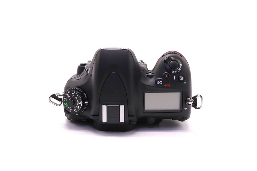 Nikon D600 body в упаковке (пробег 5 кадров)