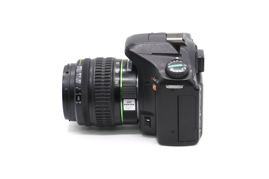 Pentax ist DL kit 18-55mm f/3.5-5.6 (пробег 26005 кадров)