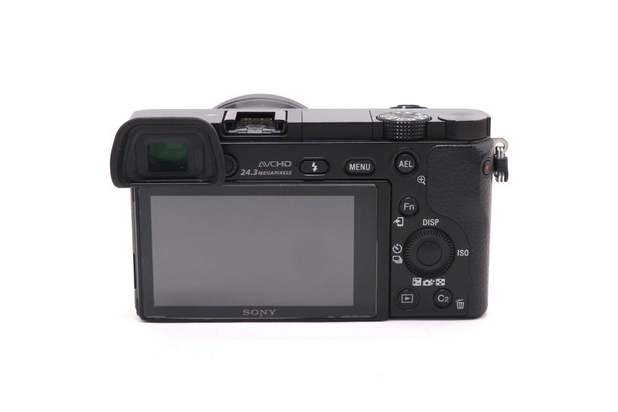 Sony A6000 ILCE-6000 kit в упаковке (пробег 7100 кадров)