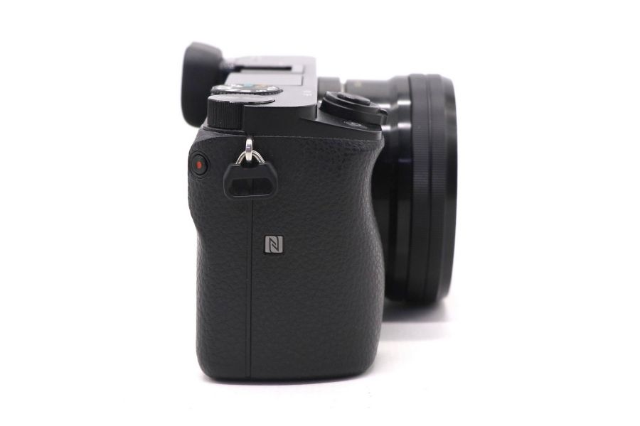 Sony A6000 ILCE-6000 kit в упаковке (пробег 7100 кадров)