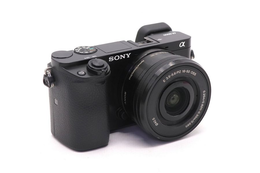 Sony A6000 ILCE-6000 kit в упаковке (пробег 7100 кадров)