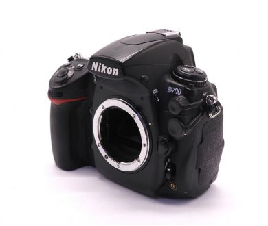 Nikon D700 body (пробег 143455 кадров)