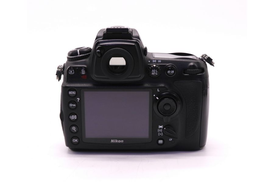 Nikon D700 body (пробег 143455 кадров)