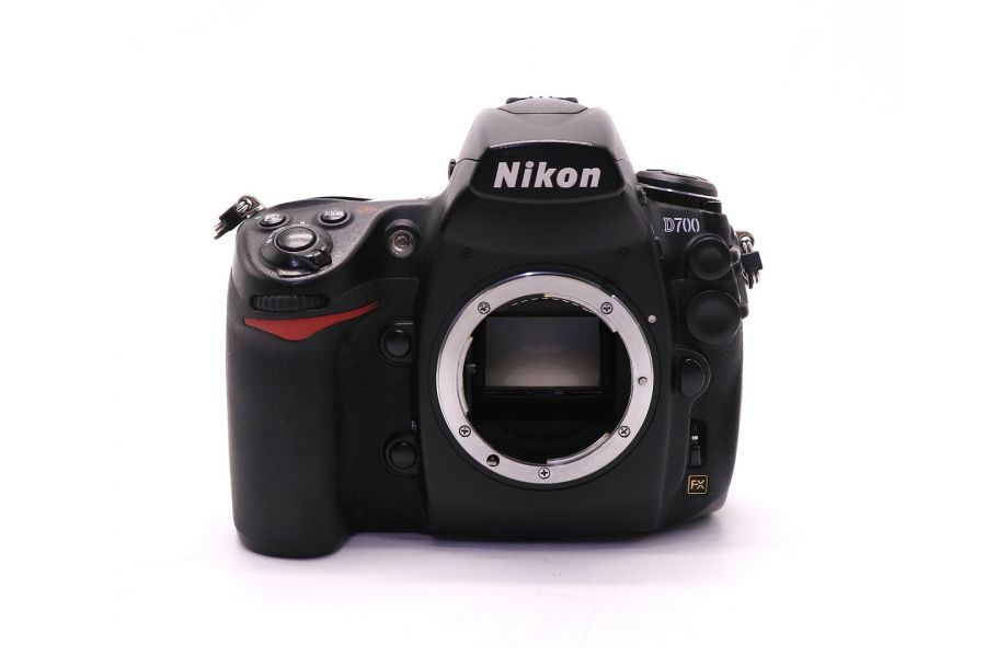 Nikon D700 body (пробег 143455 кадров)