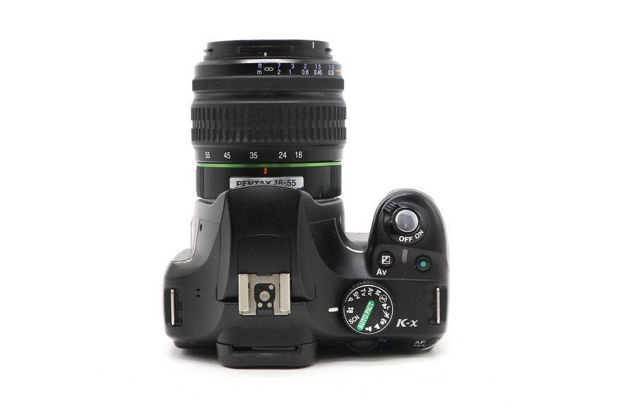 Pentax K-X kit 18-55mm f/3.5-5.6 AL