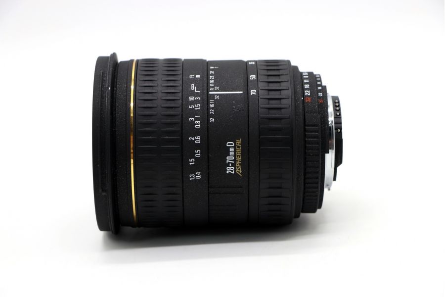Sigma AF 28-70mm f/2.8 EX Aspherical Nikon F