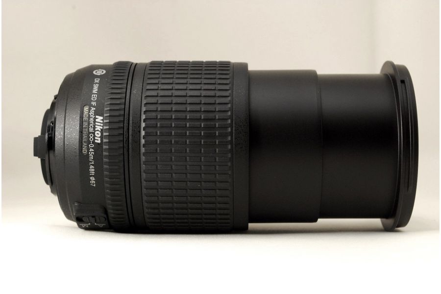 Nikon 18-135mm f/3.5-5.6G ED-IF AF-S DX Zoom-Nikkor (Thailand)