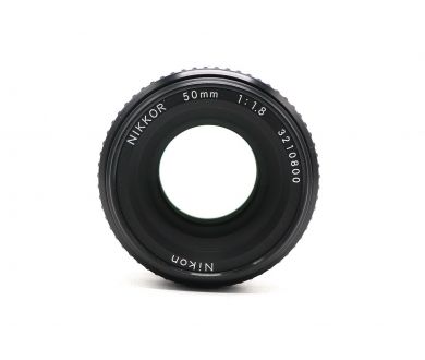 Nikon 50mm f/1.8 М42