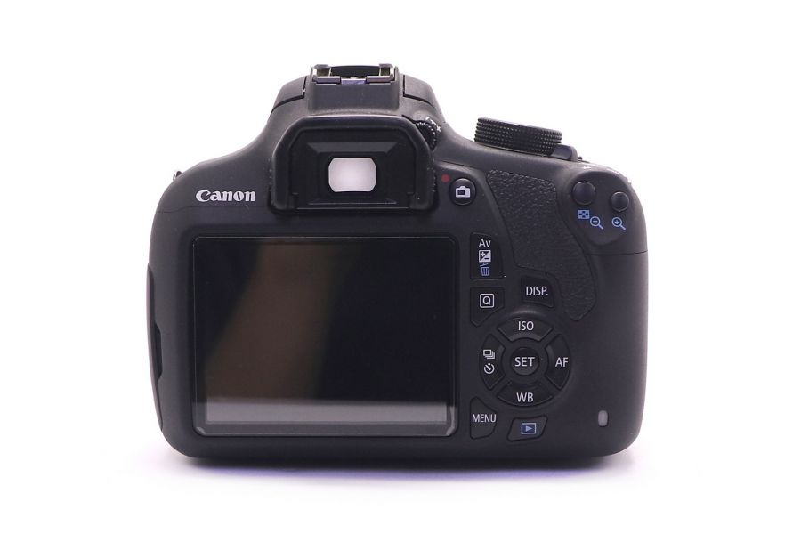 Canon EOS 1200D kit в упаковке (пробег 450 кадров)