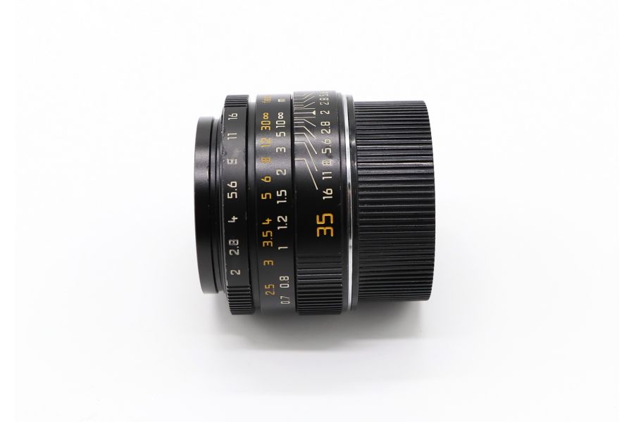 Leica Summicron-M 35mm f/2 asph black