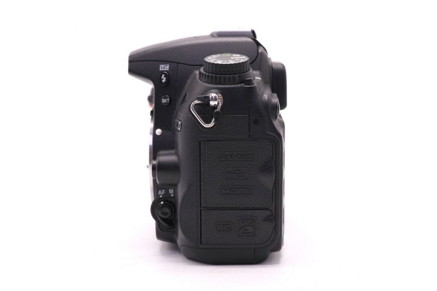 Фотокамера Nikon D7000 body (пробег 45785 кадров)