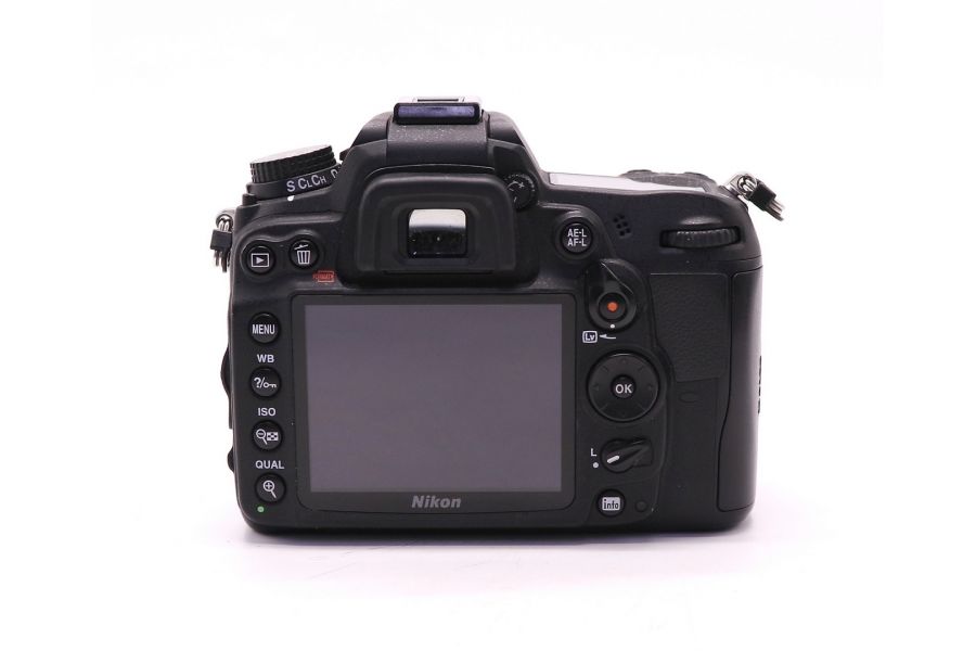 Фотокамера Nikon D7000 body (пробег 45785 кадров)