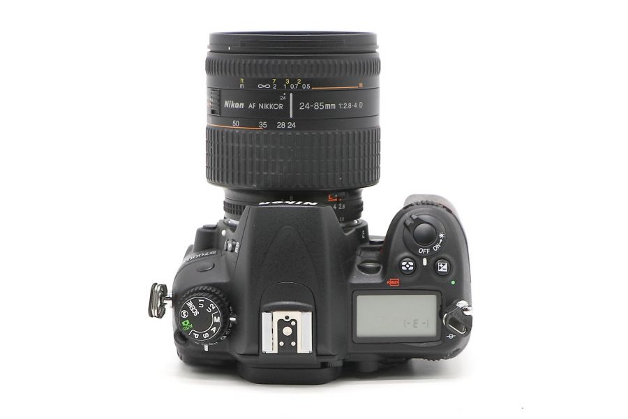 Nikon D7000 kit AF 24-85mm f/2.8-4D Nikkor