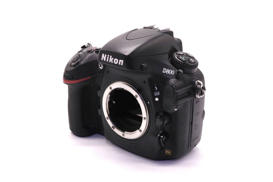 Nikon D800 body в упаковке (пробег 22600 кадров)