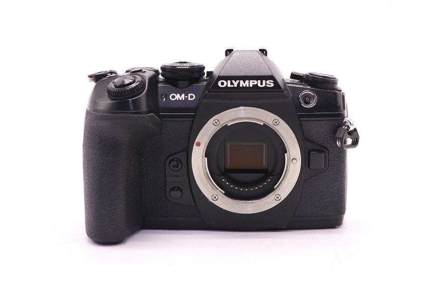 Olympus OM-D E-M1 Mark II body в упаковке (пробег 16470 кадров)