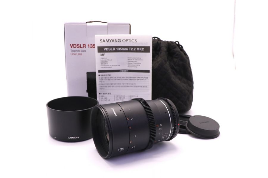 Samyang VDSLR 135mm T2.2 VDSLR MK2 Canon EF в упаковке