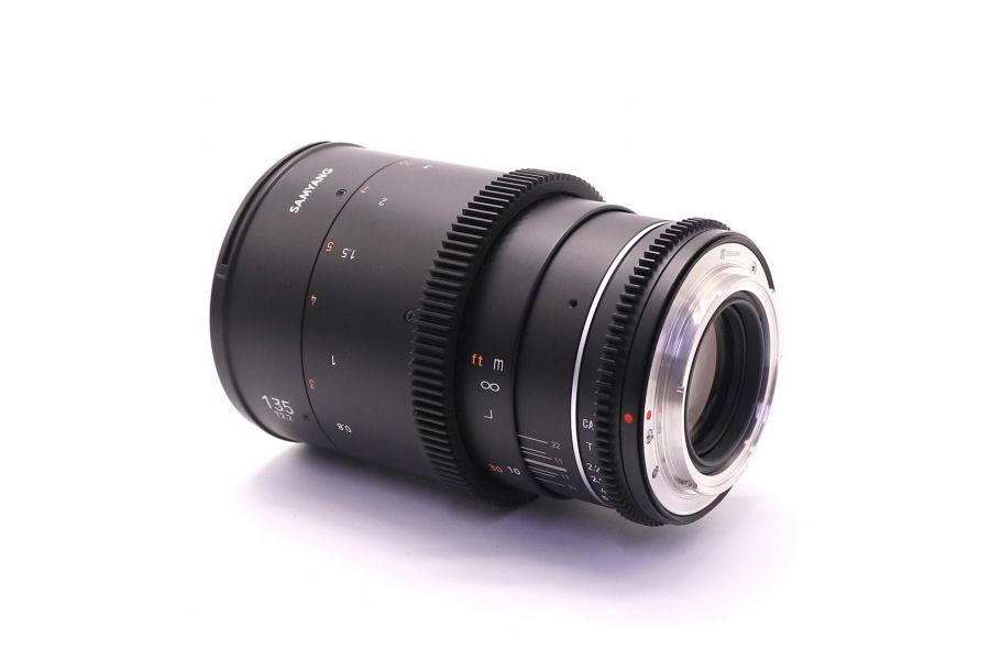 Samyang VDSLR 135mm T2.2 VDSLR MK2 Canon EF в упаковке