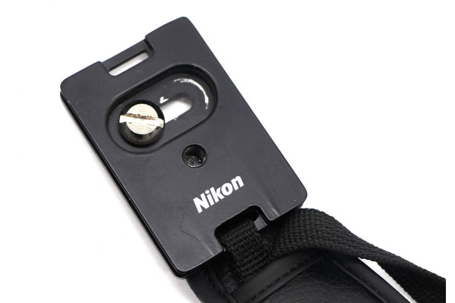 Ремень кистевой Nikon