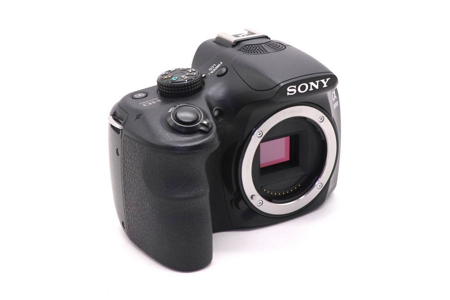Sony A3000 body в упаковке (пробег 4745 кадров)