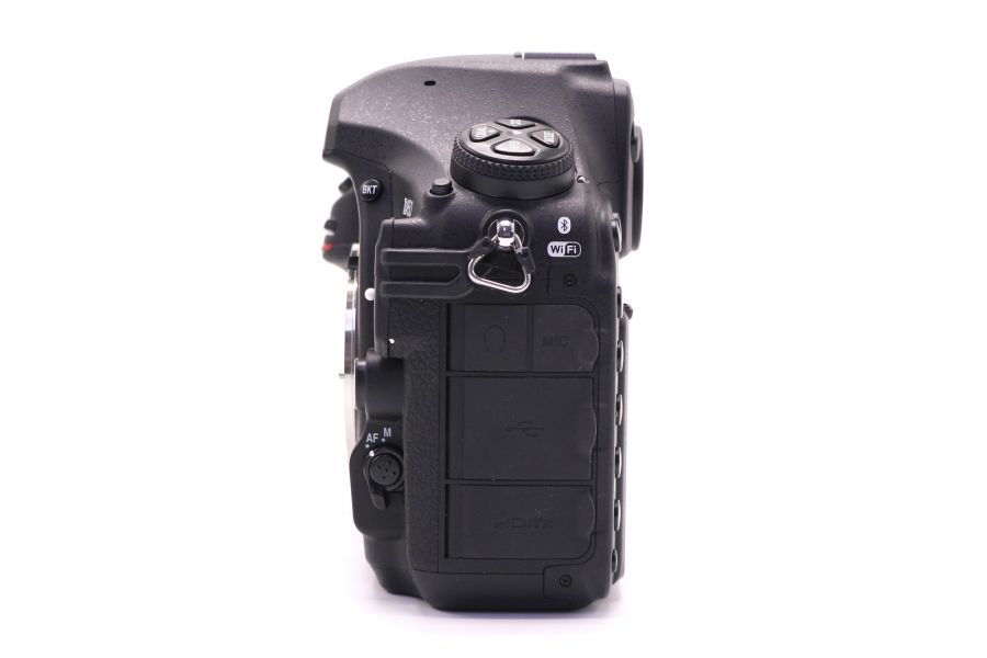Nikon D850 body в упаковке (пробег 4000 кадров)