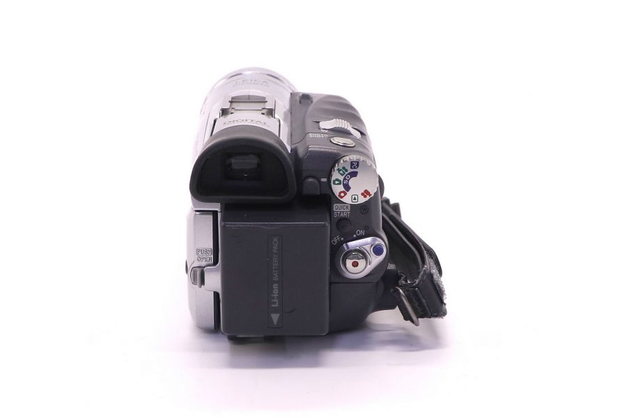 Видеокамера Panasonic NV-GS200 в упаковке